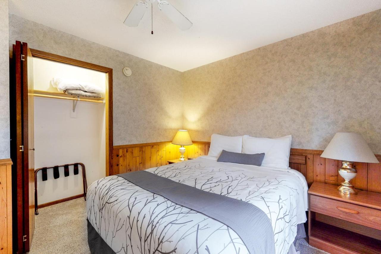 Chanticleer Inn: Villa 8イーグル・リバー エクステリア 写真
