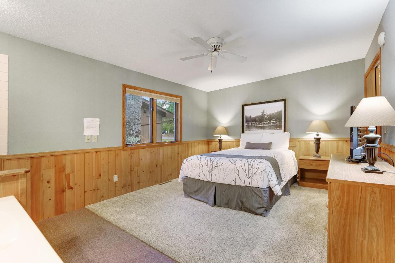 Chanticleer Inn: Villa 8イーグル・リバー エクステリア 写真